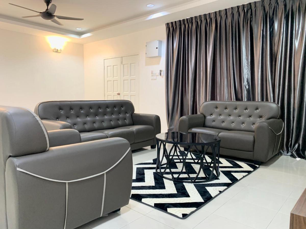 Langkawi Cozy Holiday Home At Bukit Indah By Zervin Kuah Exterior photo
