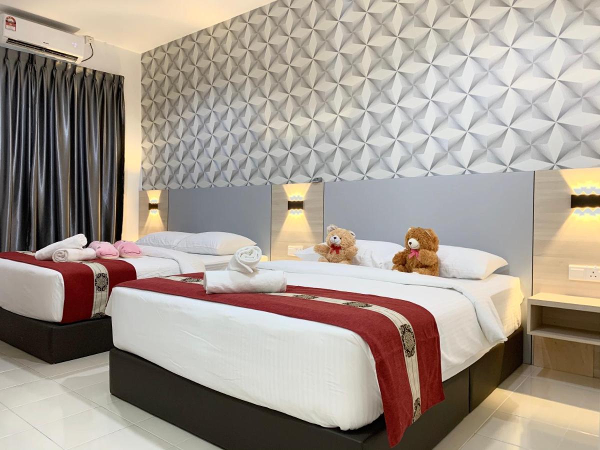 Langkawi Cozy Holiday Home At Bukit Indah By Zervin Kuah Exterior photo